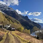 Fjord With Panoramic View & Private Balcony Apartament Luster