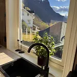 Fjord With Panoramic View & Private Balcony * Luster