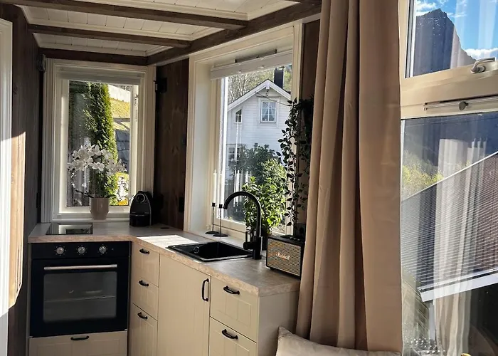 Fjord With Panoramic View & Private Balcony Apartamento *