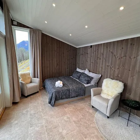 Fjord With Panoramic View & Private Balcony * Luster